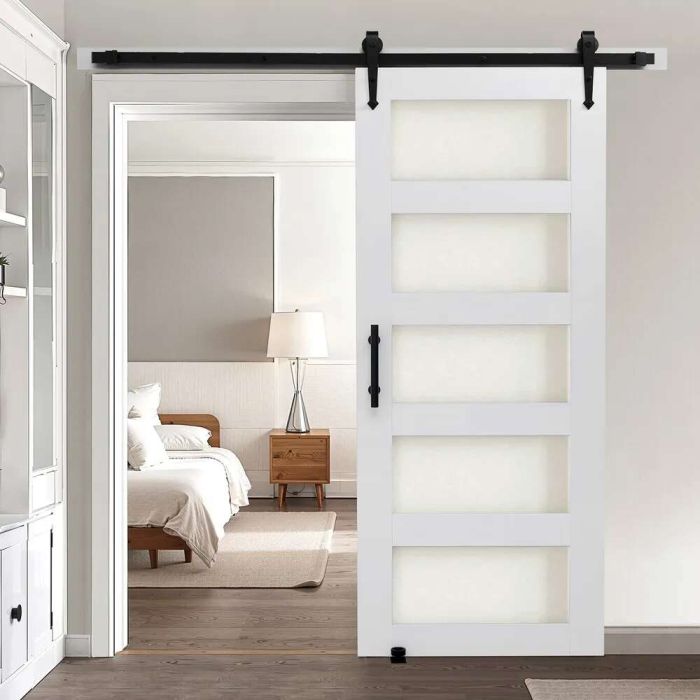 Stumdomos tvarto durys 914x2134 mm, MDF, stiklas, PVC paviršius
