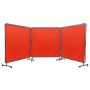 Raudonas suvirinimo tinklelis su rėmu, 1,8x1,8 m, 3 panelių, ugniai atsparus vinilo, ant 12 ratukų