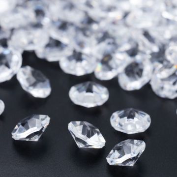 Rinkinys iš 1700 deimantų 6x10mm.