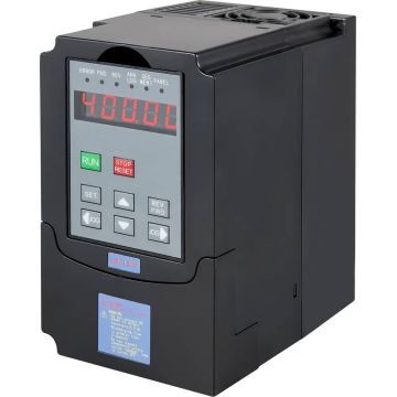 Kintamo dažnio inverteris 5,5 kW 220 V, 1/3 fazių pavara