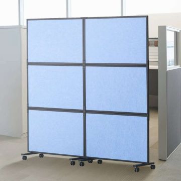 Laisvai stovinti biuro pertvara, 2 panelių, šviesiai mėlyna