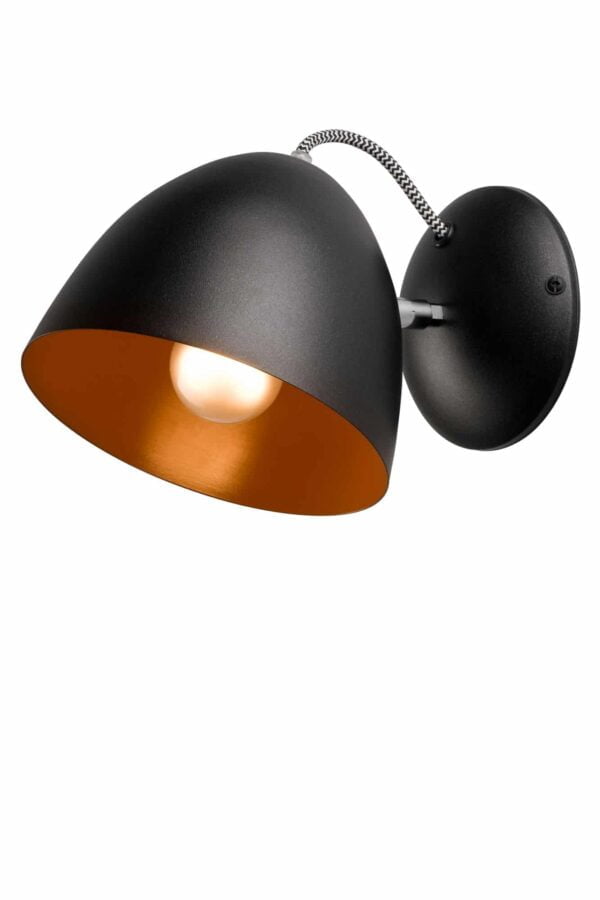 Sieninis šviestuvas Livia su plieniniu gaubtu, juodas