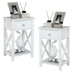 Rinkinys iš 2 naktinių staliukų 40x30x61,5cm., baltos spalvos