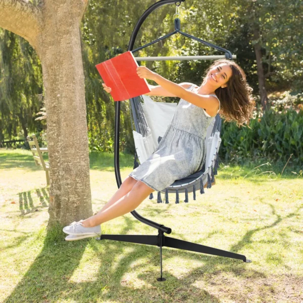 Pakabinamo krėslo stovas 111x84x207cm., juodos spalvos