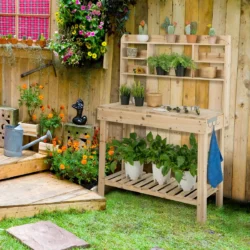 Sodo darbastalis 110x50x153cm., šviesiai rudos spalvos